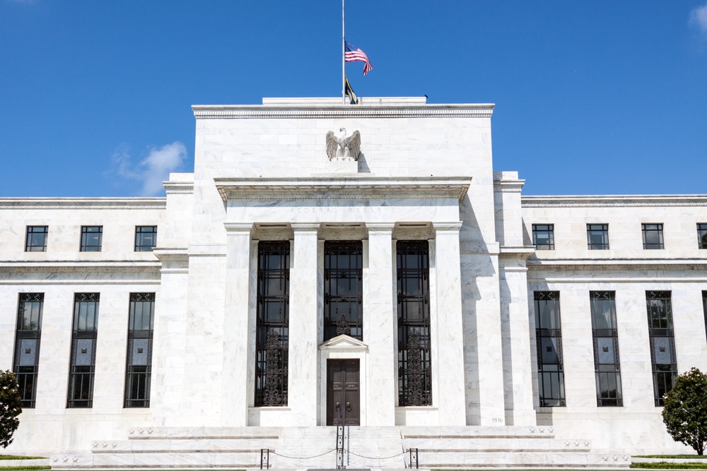 Fed Hints on Tapering By November, Rate Hike in 2022