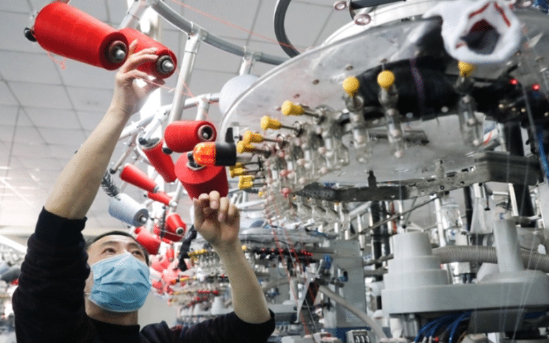 China PMI Unexpectedly Grew to 50.1 in November